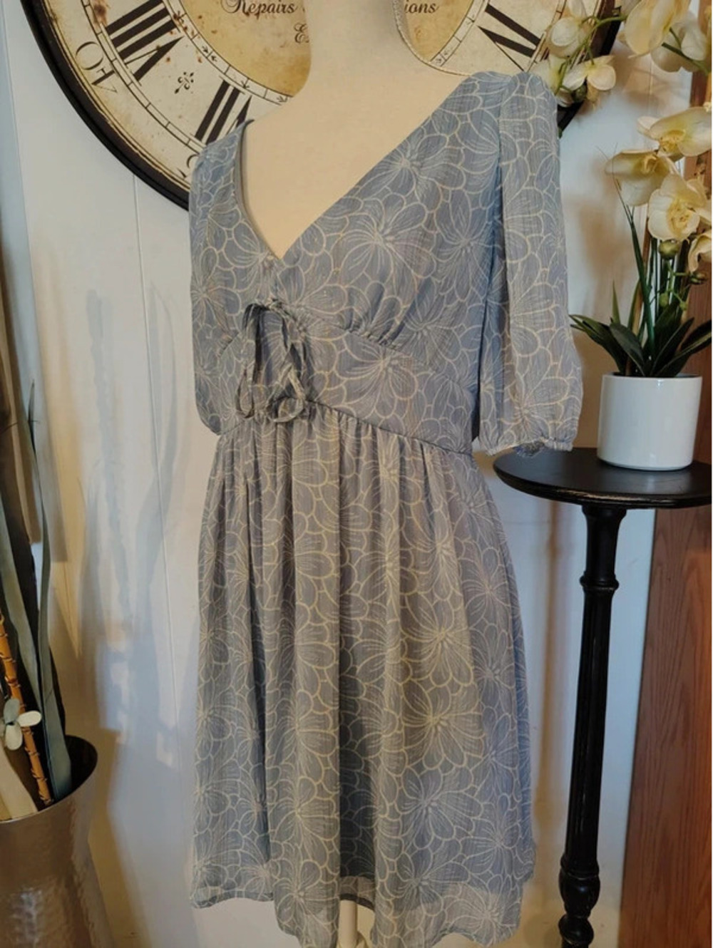 City Triangles Blue Floral Gold Thread Dress Size L